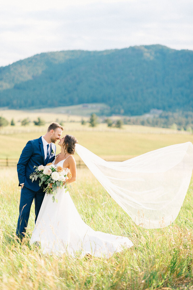 Spruce-Mountain-Ranch-Wedding-Taylor-Nicole-Photography-47