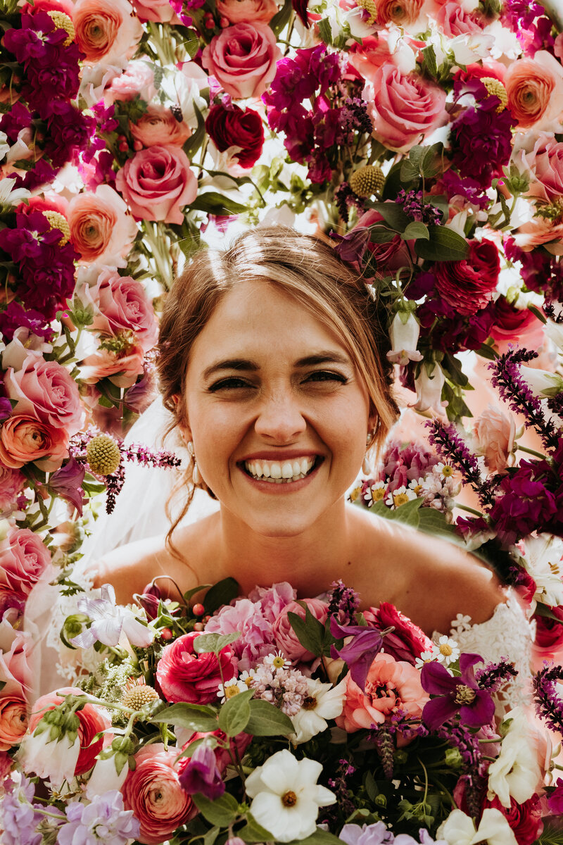 Couples and bride & groom photoshoot ideas