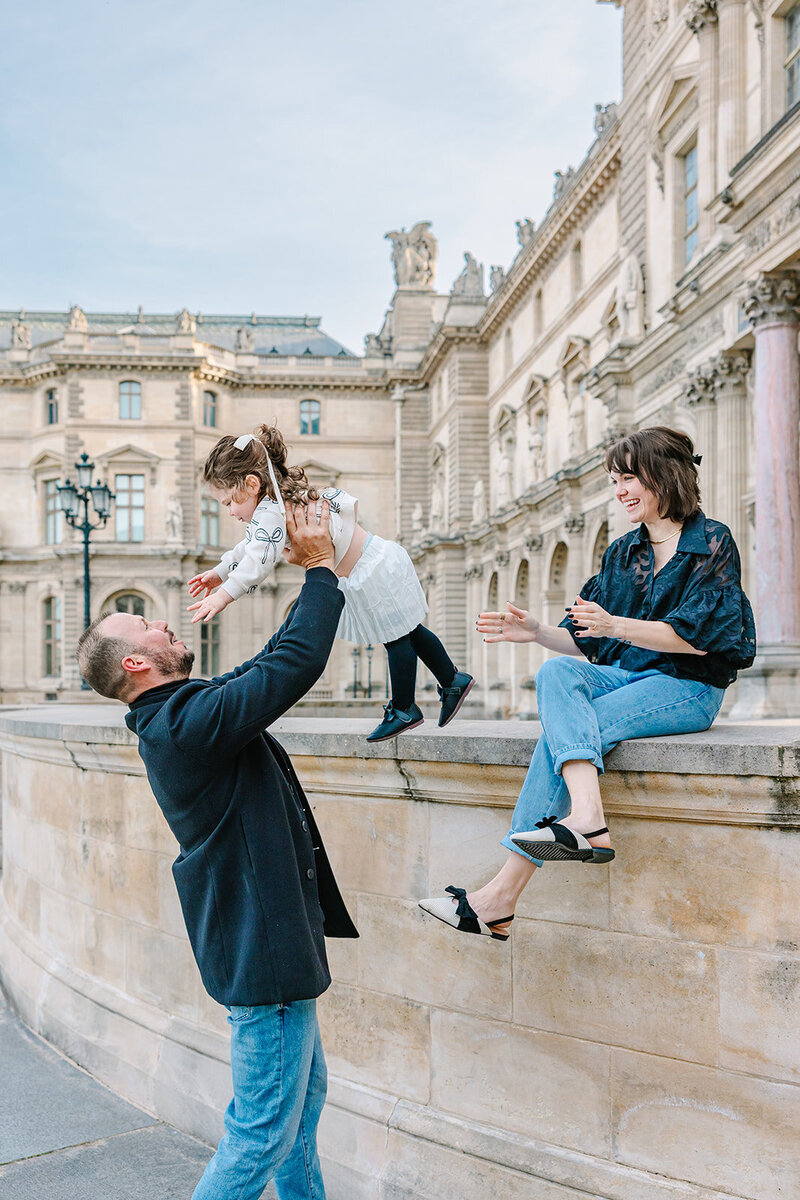 Louvre - Pyramid - Family -  NM6A5643-Edit