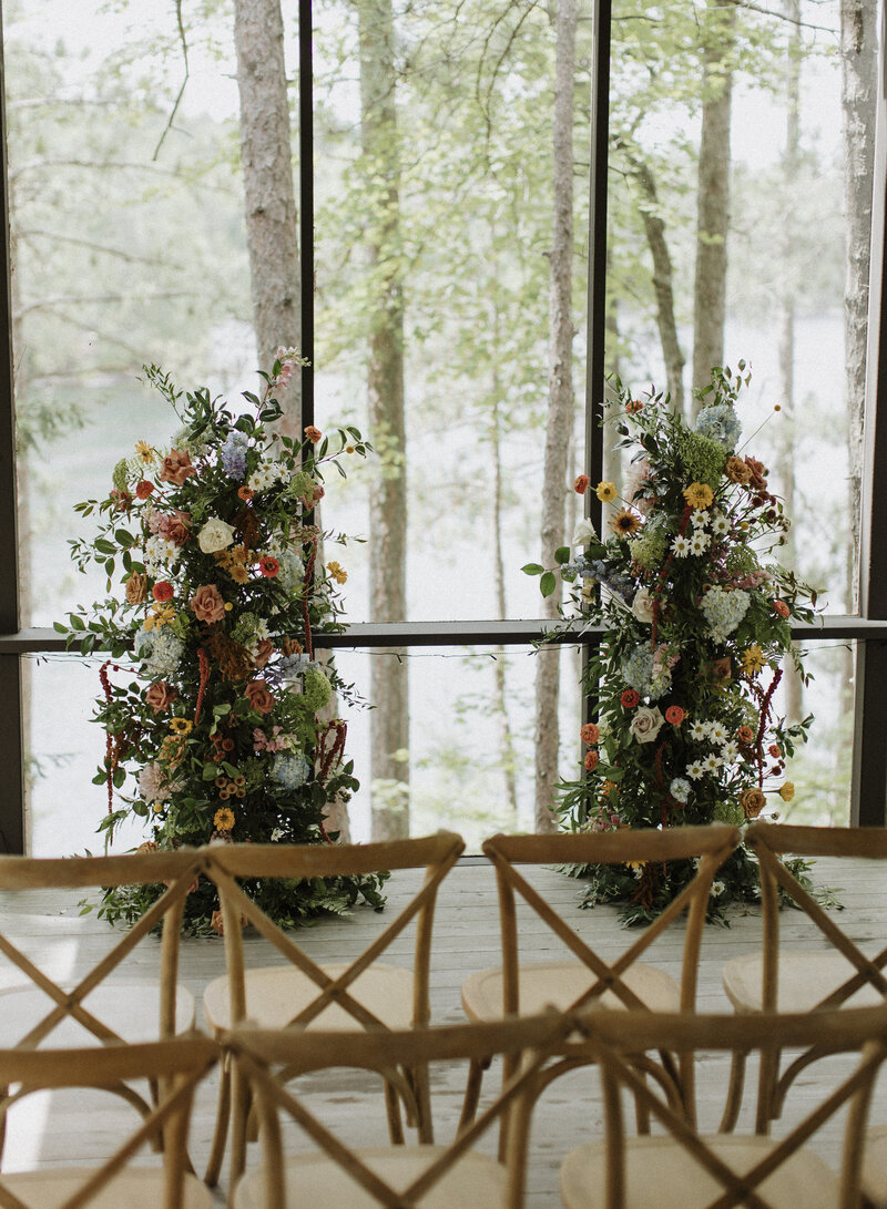 Luxury Halifax wedding planner designing bespoke celebrations inspired by Nova Scotia’s coastline and heritage.