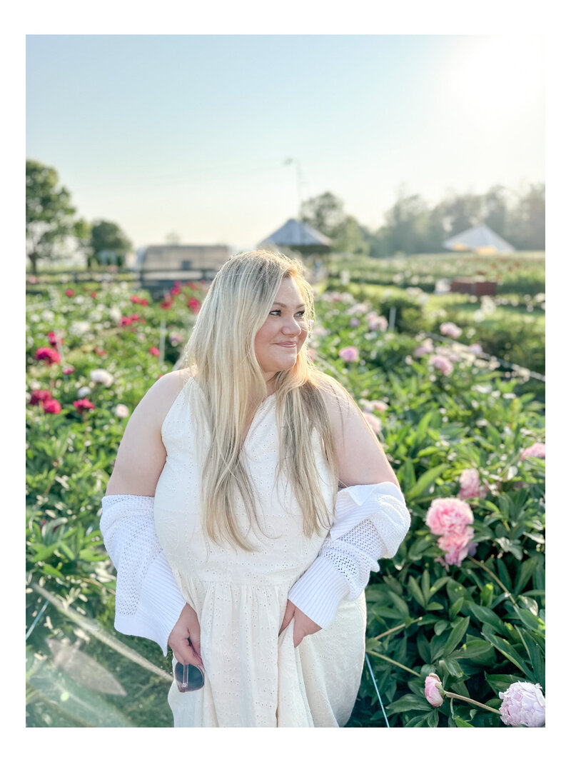 Headshot image of photographer Stephanie 