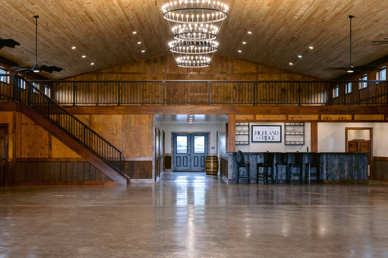 modern barn venue in Culpeper Virginia