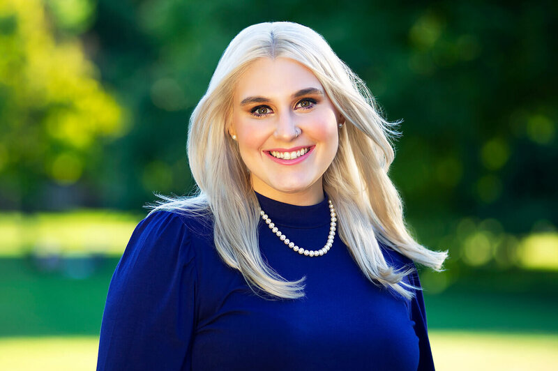 Ellen Duong, psychotherapist & earned Master’s degree in Counseling Psychology with a concentration in Substance Use from The Chicago School of Pro Psychology.