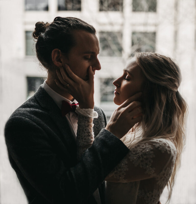 athena-and-camron-embracing-connection-masterclass-posing-couples-wedding-photography-morgan-jason-60-SQUARE
