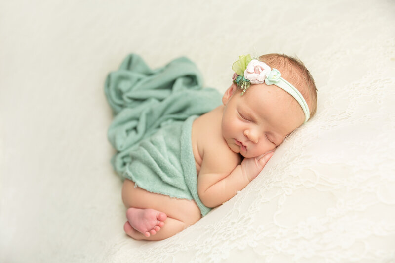 sleeping baby with mint wrap by PHILADELPHIA MATERNITY PHOTOGRAPHER