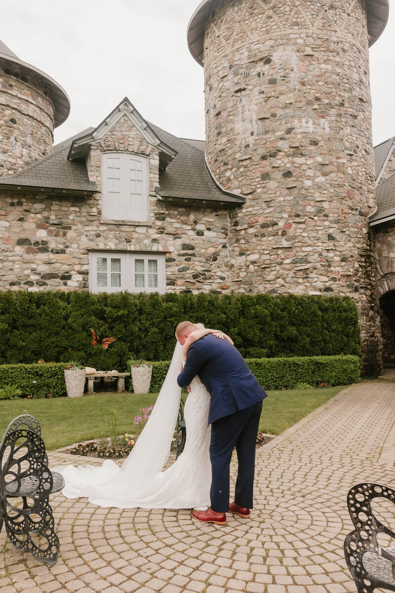 19-A&J - Wedding - Castle Farms - Michigan Wedding Photographer