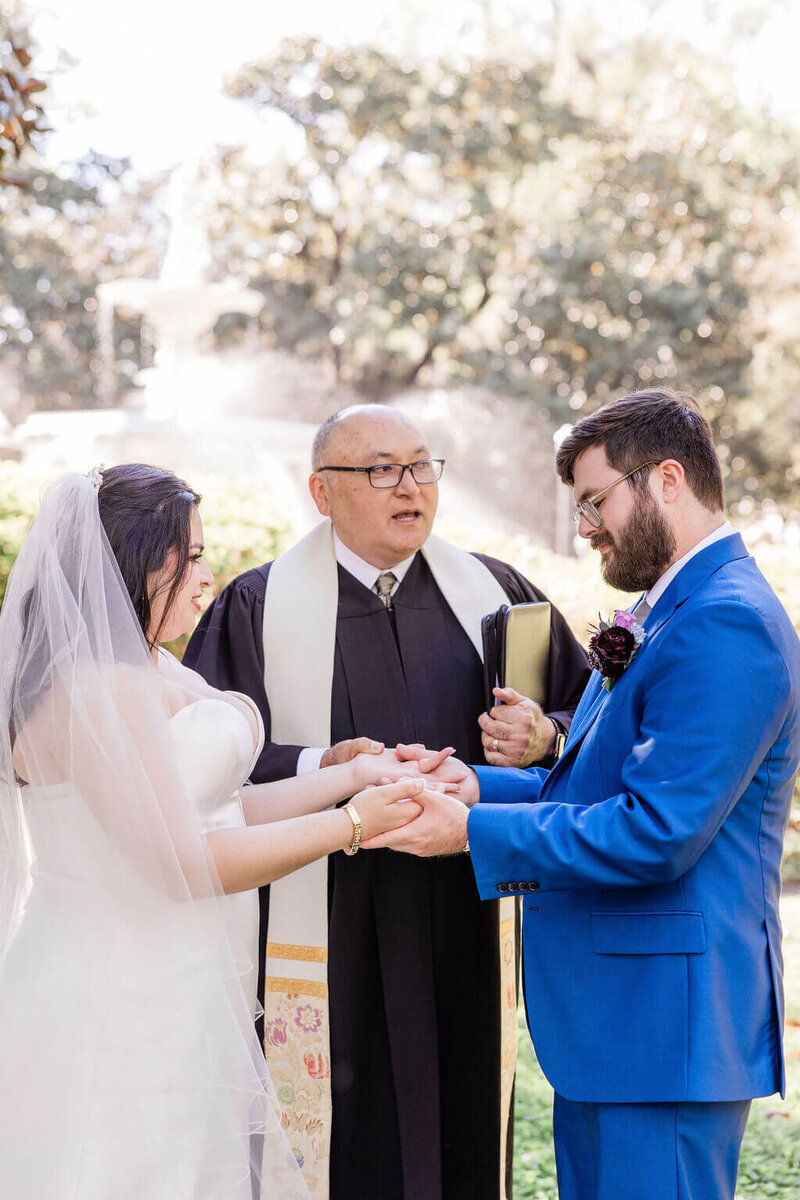 Savannah_Elopement_at_Forsyth_Fountain09