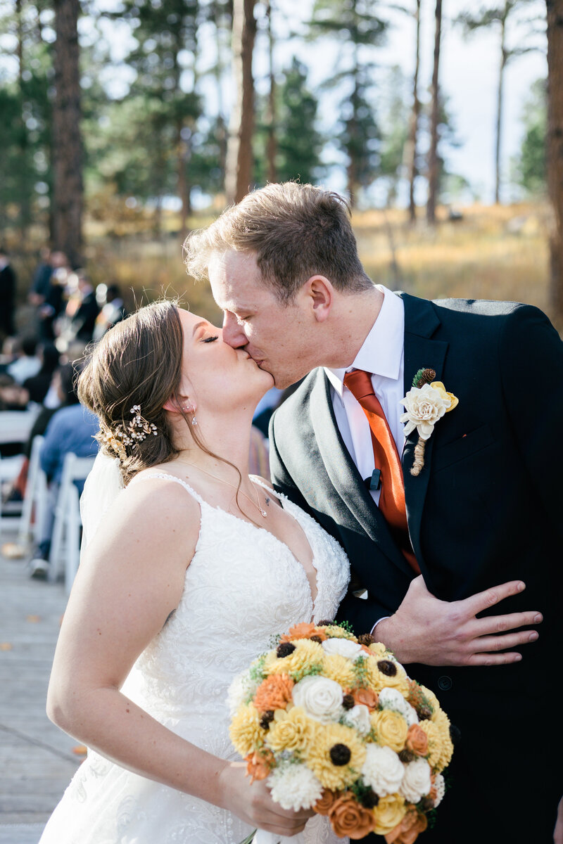 wanderingwildemedia-blackhillsreceptions-klempwedding-fallwedding-blackhillswedding-blackhillsbride-weddingphotographer-286