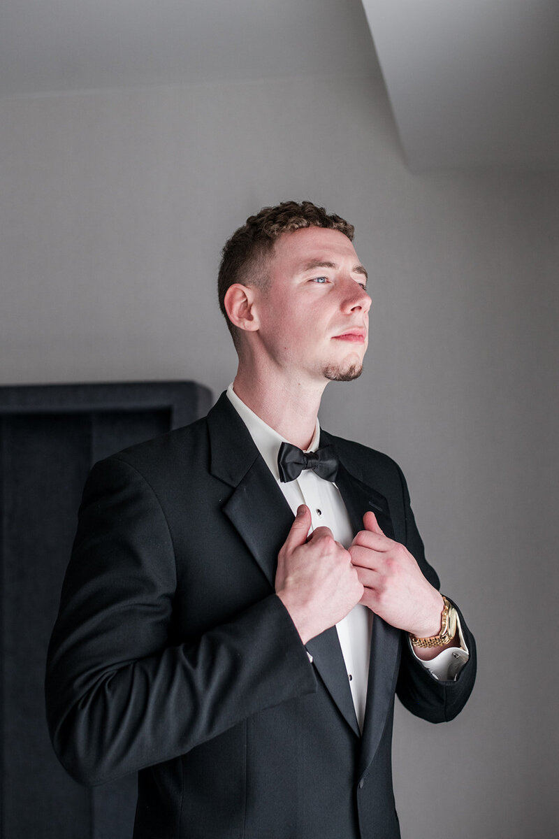 Tyde at Walnut Beach Romantic and Timeless Summer Wedding