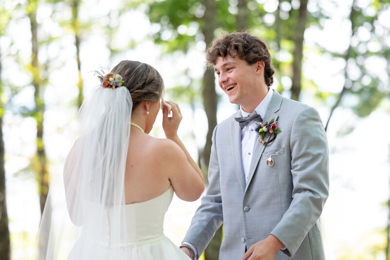 Maddie-Mike_WeddingPreviews_17
