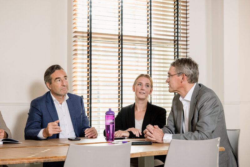 Portret van medewerkers bij Bisnez, werkzaam in procesmanagement