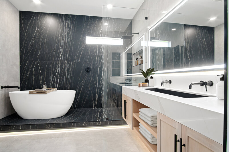 19536 The Place Blvd Bathroom 3 Virtually Staged v2