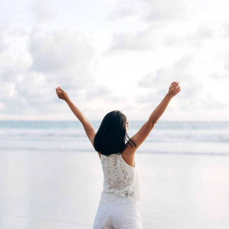 Online Weight Loss Coaching by the sea