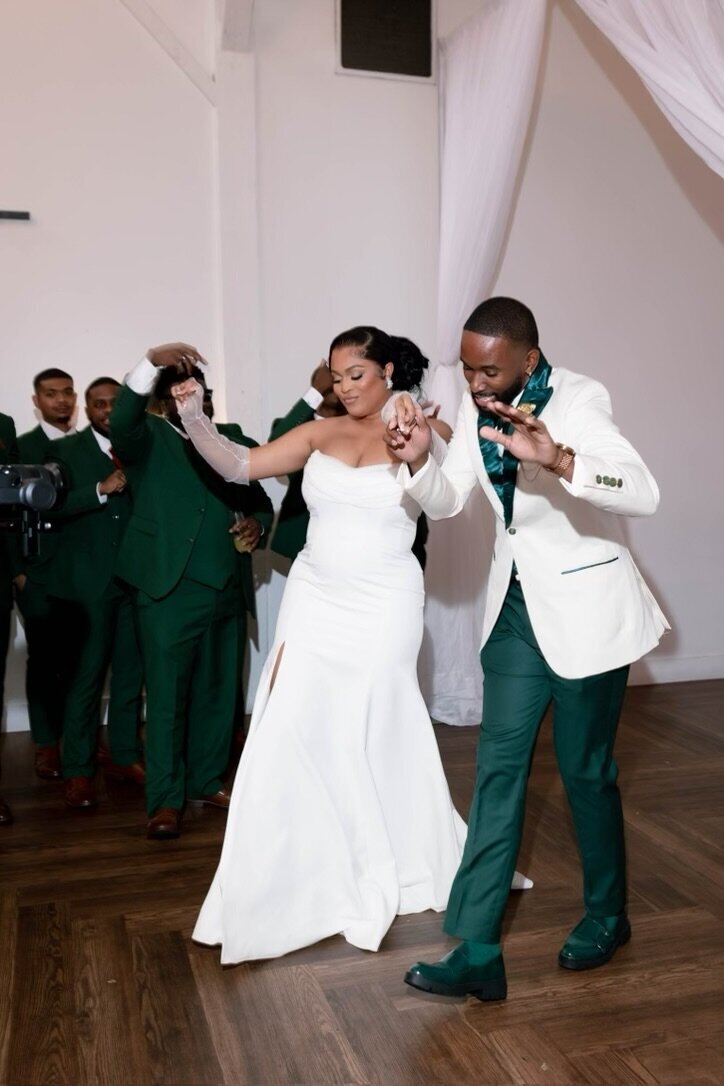 Married couple doing a dance in their wedding