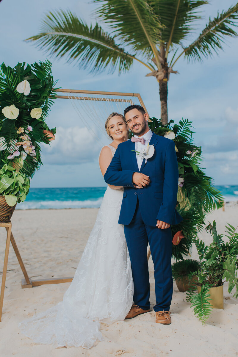 bride and groom beach wedding