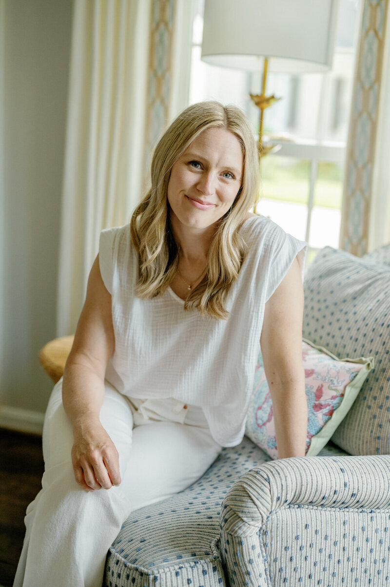 Heirloom certified portrait photographer located in Lexington Kentucky and Partner in the Heirloom Academy. 