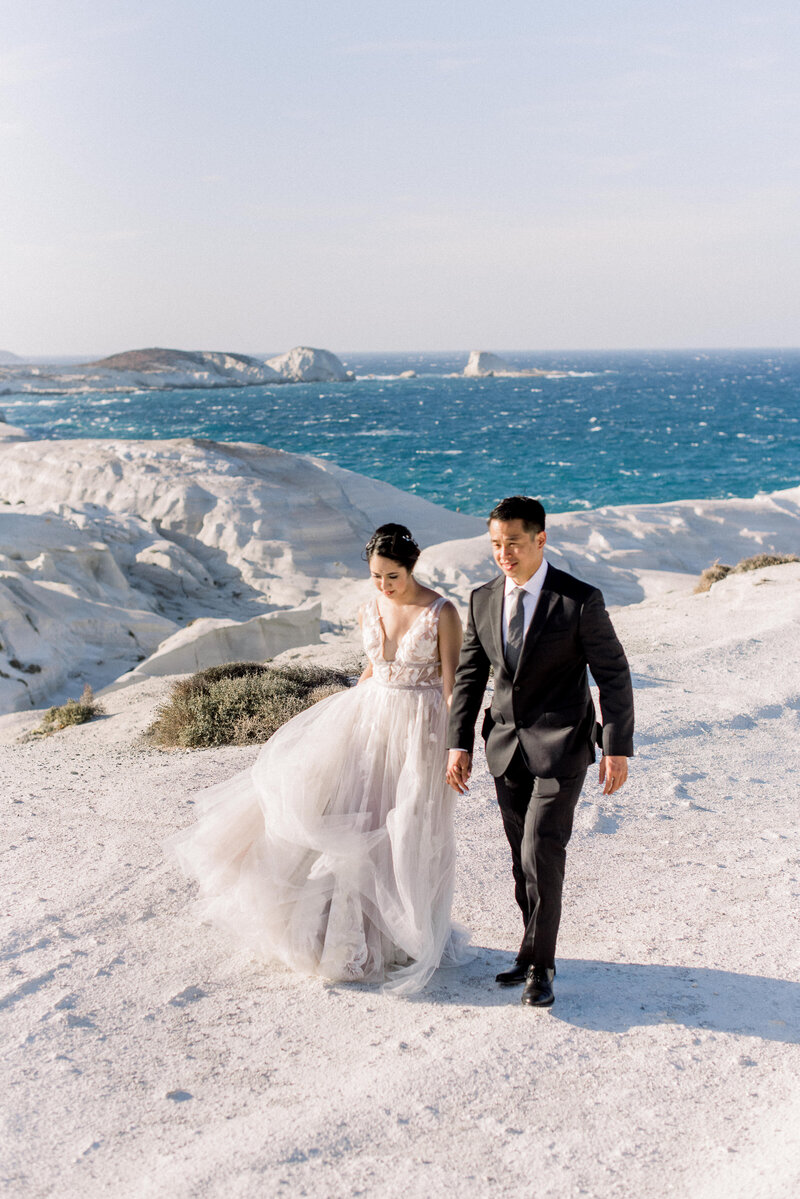 wedding in milos