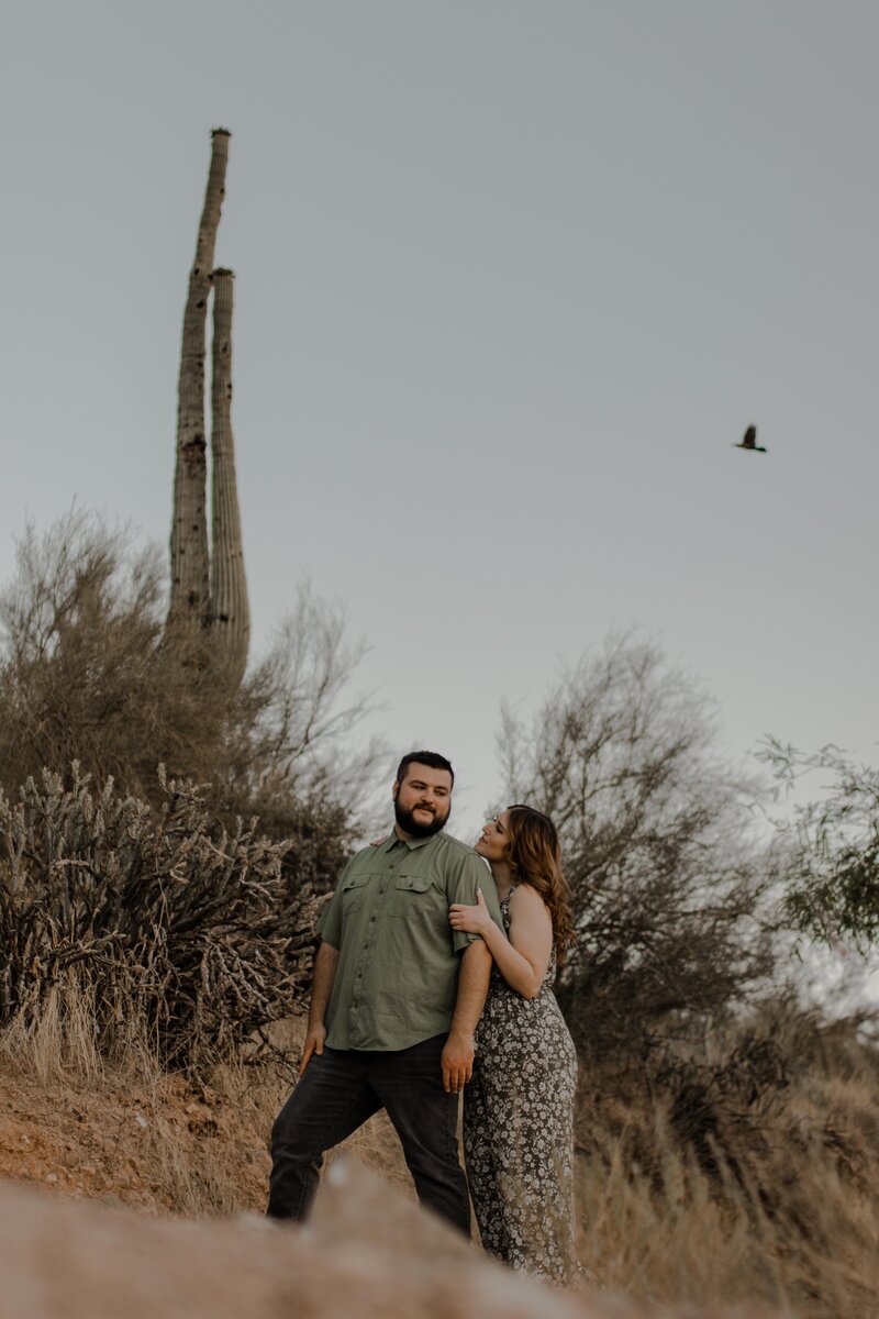 couple-in-arizona-far-away