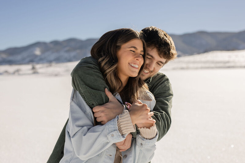 Winter vacation couples photos