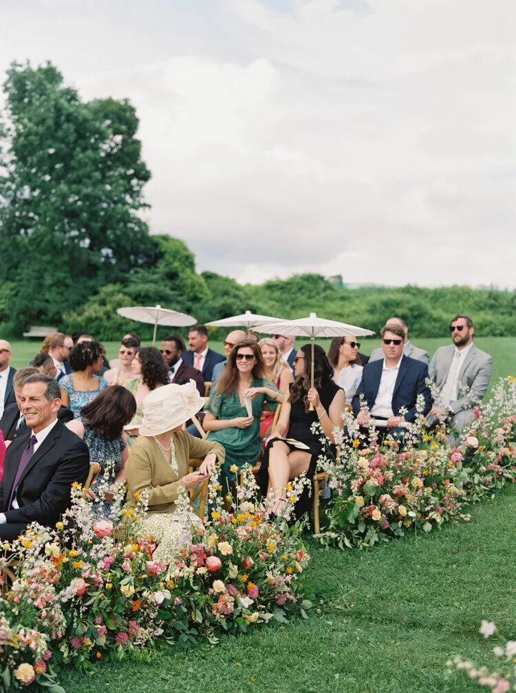 20-colorful-stowe-indian-wedding-guests-liz-andolina-photography-0324-f23d1f5a3f034323b494f87543da75c0