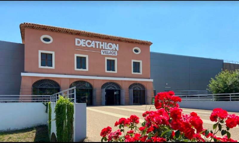 Centre Dermoéclat au décathlon Bouc-Bel-Air