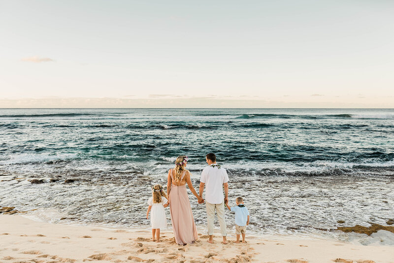 Family portraits at the beach in Laguna.