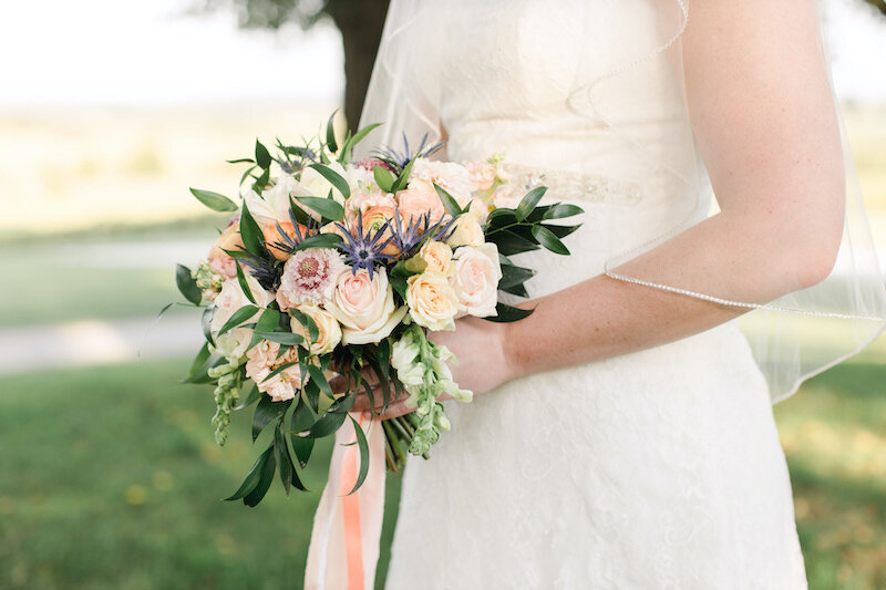 Stone-Manor-Country-Club-Maryland-wedding-florist-Sweet-Blossoms-bridal-bouquet-Darling-Photographers