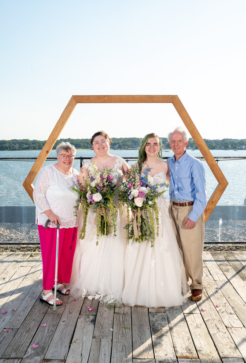 Emily-Ingrid_WeddingPreviews_31