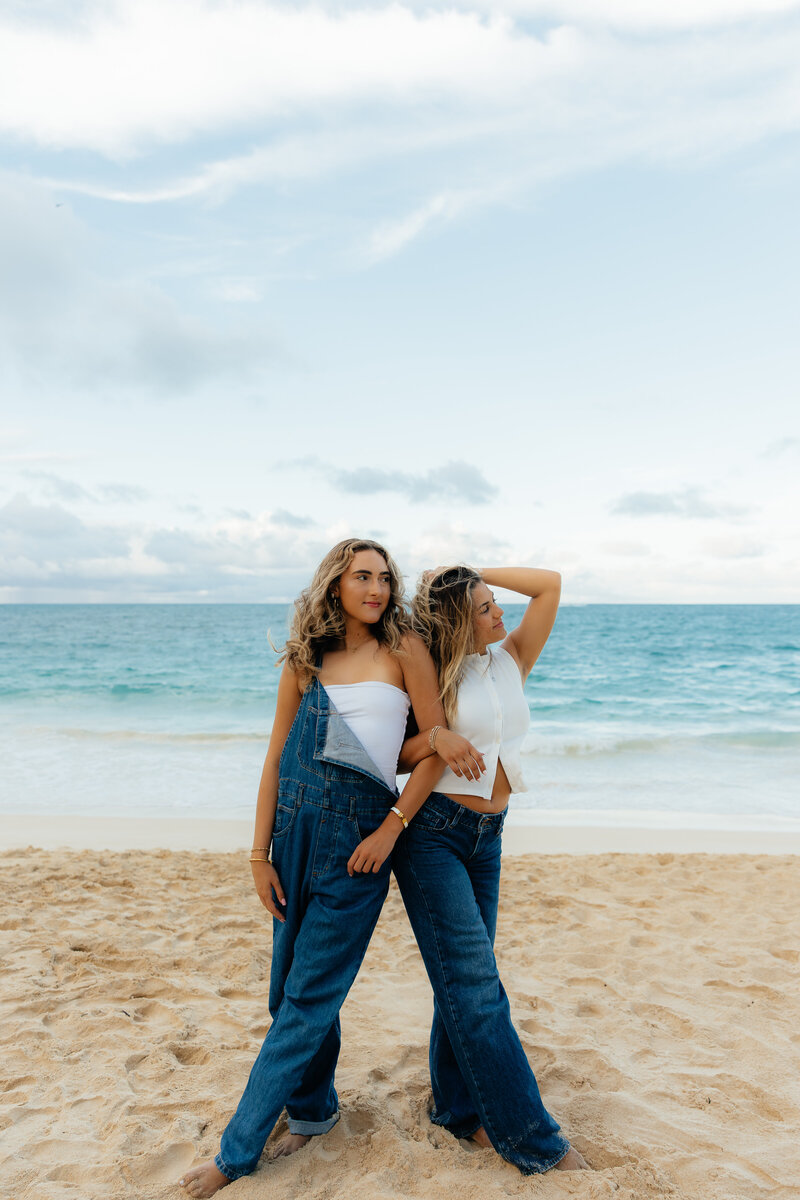 Creative portrait photography for travelers in Oahu