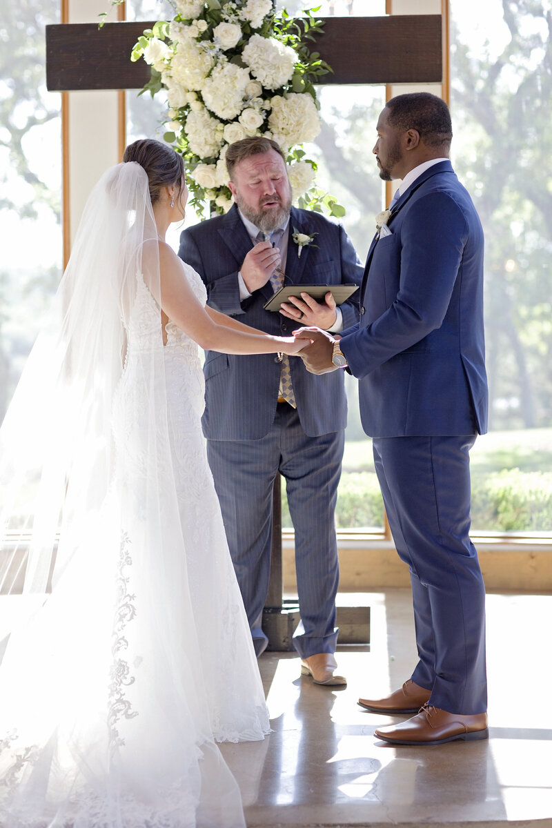 wedding ceremony-texas wedding-dripping springs tx-robin rogers photography-canyonwood ridge