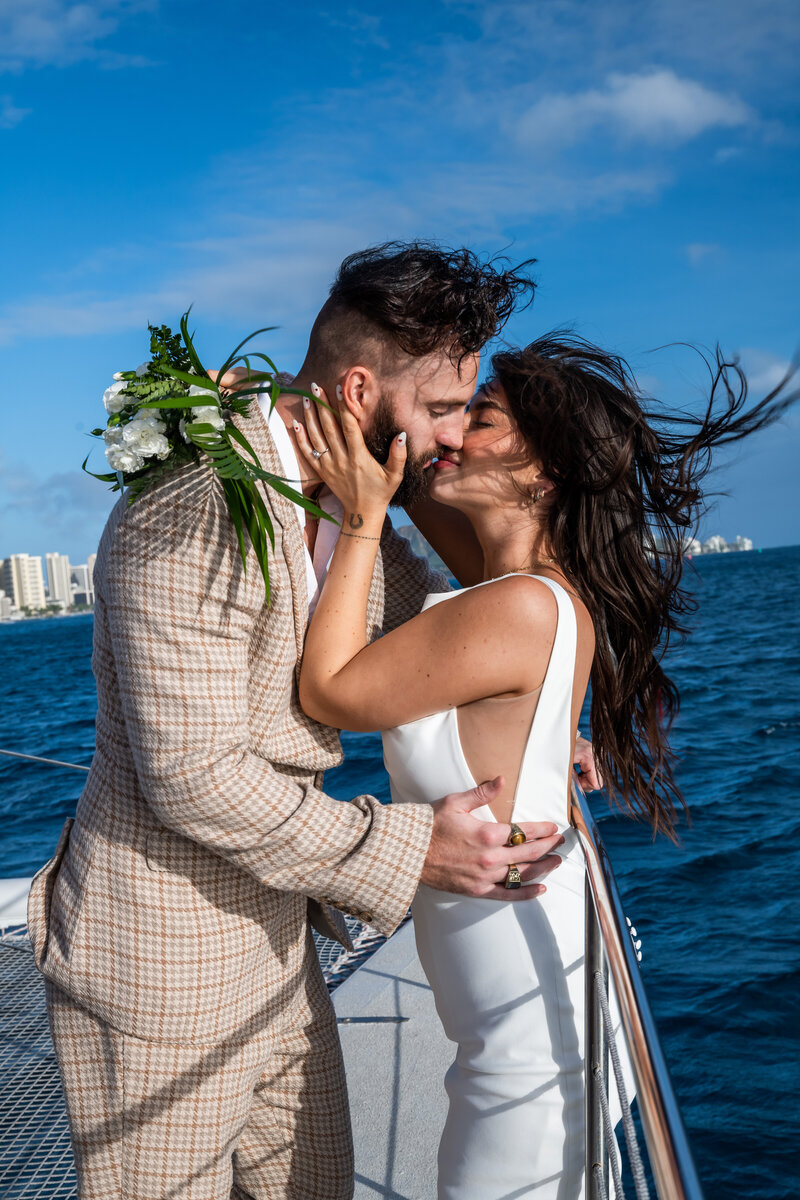 Groom and Bride, yacht, water, Oahu, Waikiki Beach