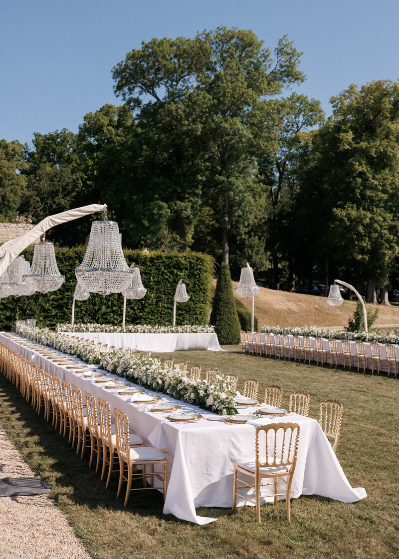 Lily-Paloma-Wedding-Florist-Chateau-de-Villette (21)