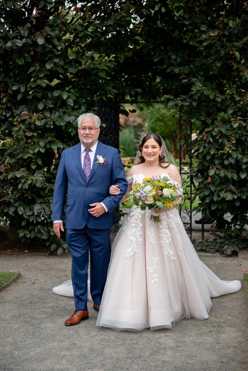 Alyssa-Lee_WeddingPreviews_027