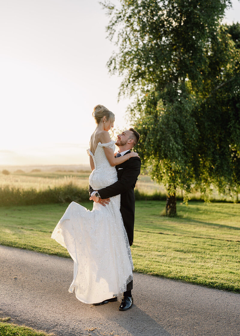 12 Evening Couple Portraits (Charlotte & Ben)-40
