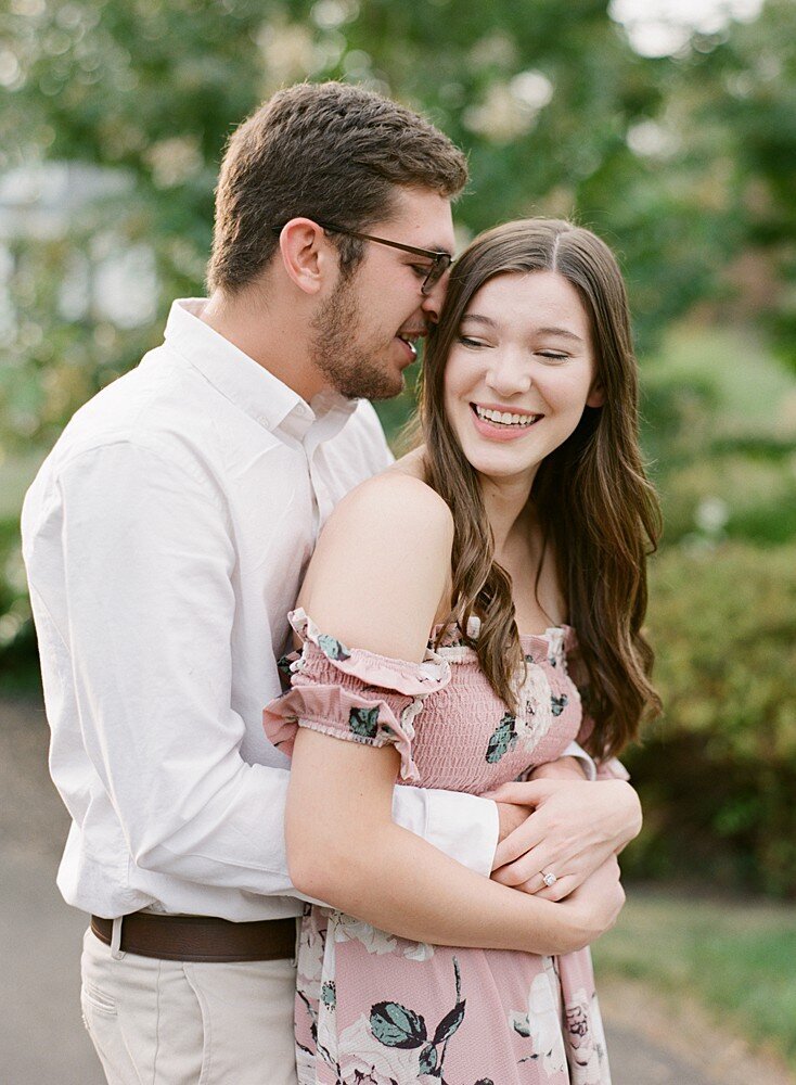 philadelphia-wedding-photographer-private-estate-engagement-shoot-laura-eddy-photography_0012