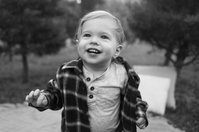 LightCreative_202310_LaurenJack_RaleighChristmasTreeFarmPhotos_002