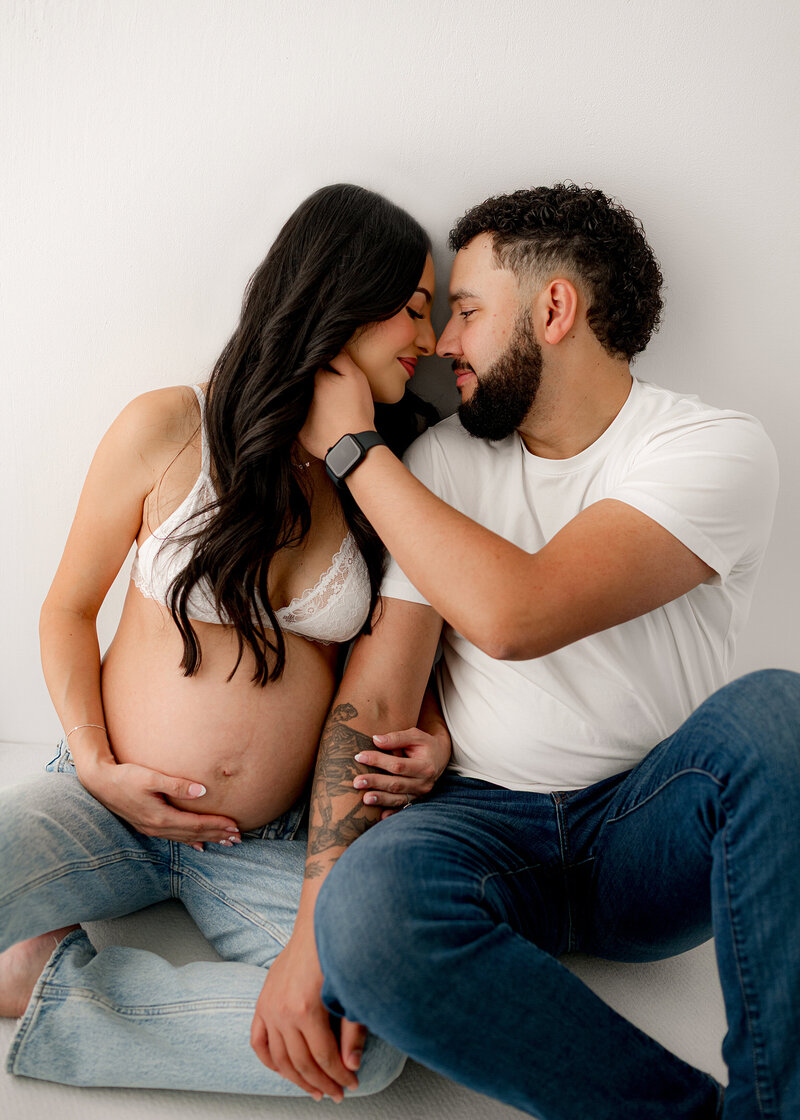 denver-couples-maternity-photographer-organic-bebe