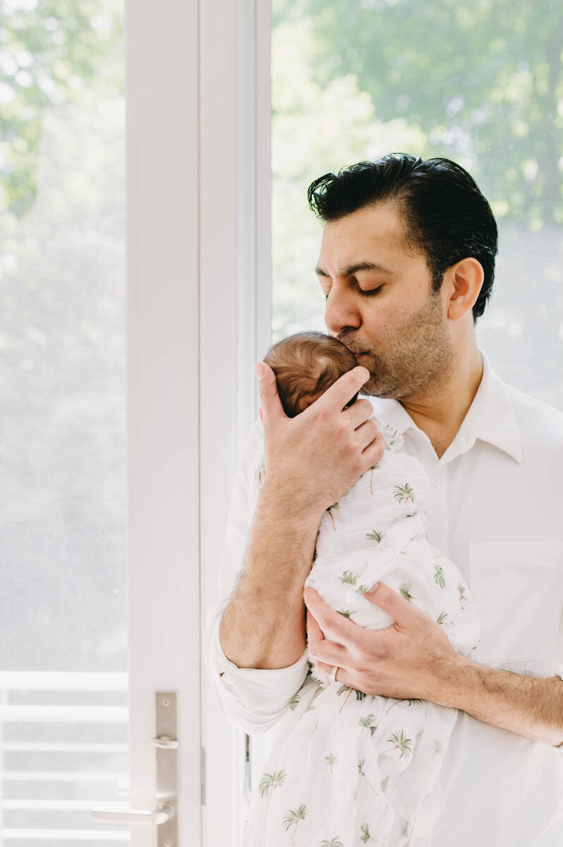 Rowan-newborn-father-and-baby-chevy-chase-village-md