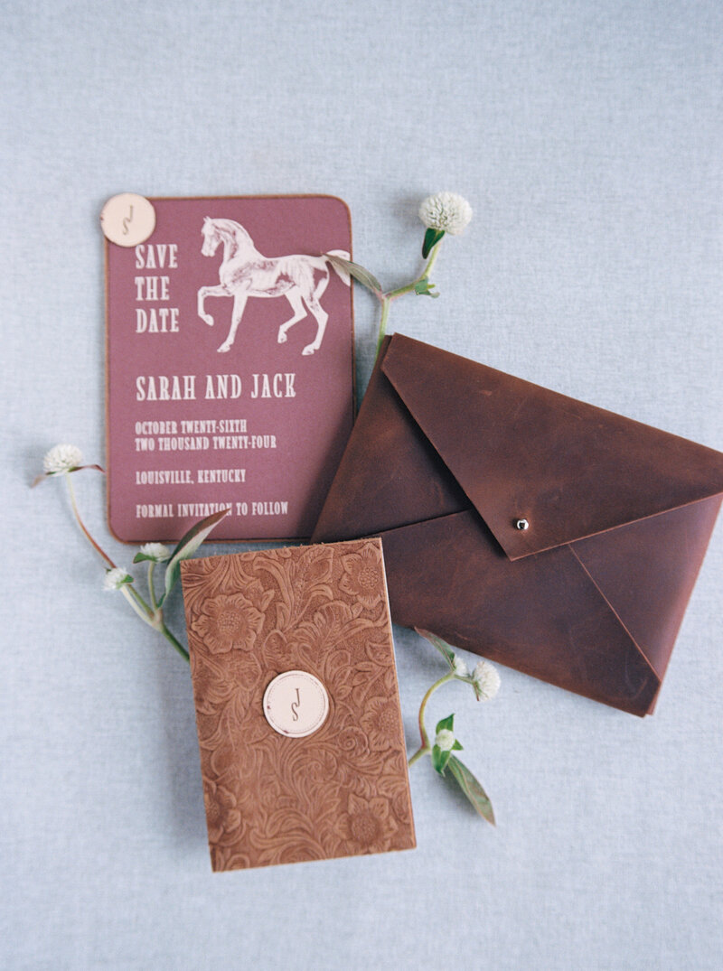 gold-foil-wedding-menu-card