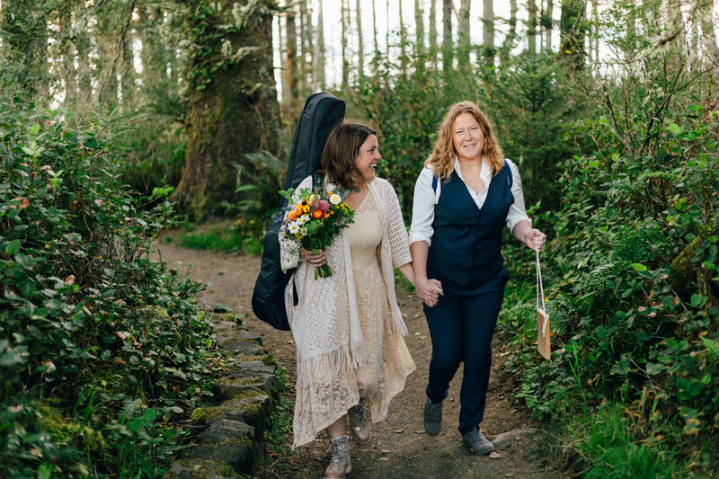 Cape-Perpetua-Oregon-LBGTQ-elopement-2