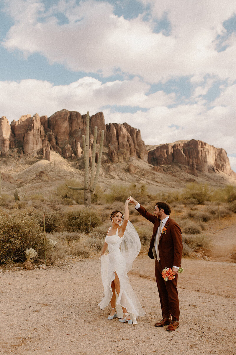 emalie-joshua-wedding-preview-sacredstoryco-107_websize
