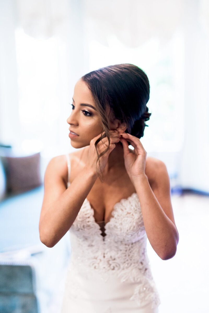 chapel-anna-villa-wedding-dallas-wedding-planner-swank-soiree-bride getting ready