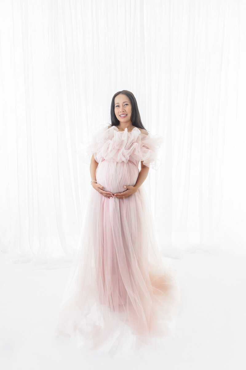 White_maternity_boho_lace.jpg