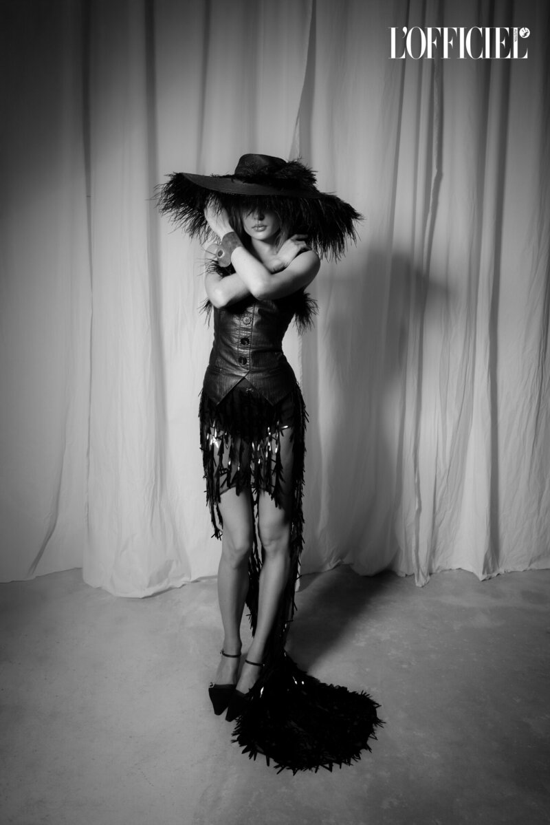 Editorial-13