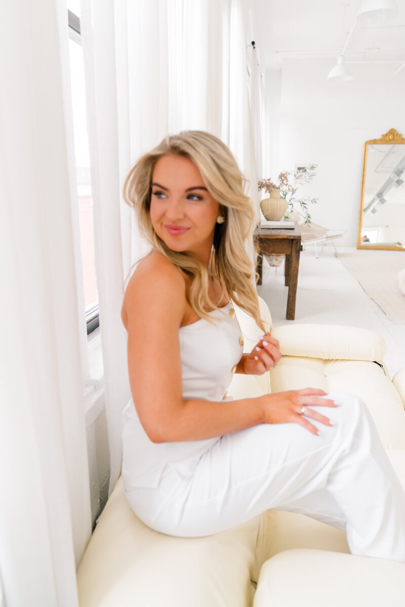 Caprio-Captured-Photography-Maura-Branding-44