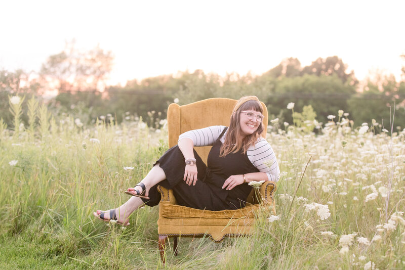michigan field photographer yellow chair wildflowers