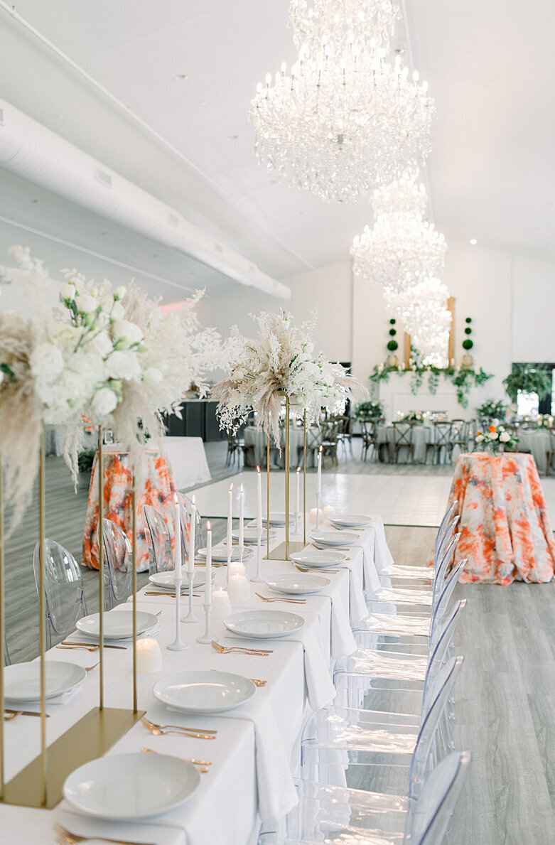 Playful wedding design at LedgeCrest