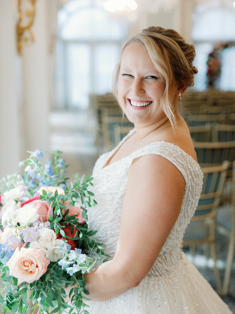 Indiana_Michigan_Wedding Planner_Carmel Indiana_Hotel Carmichael_Editorial_Bridal Fashion_Bride_Portrait
