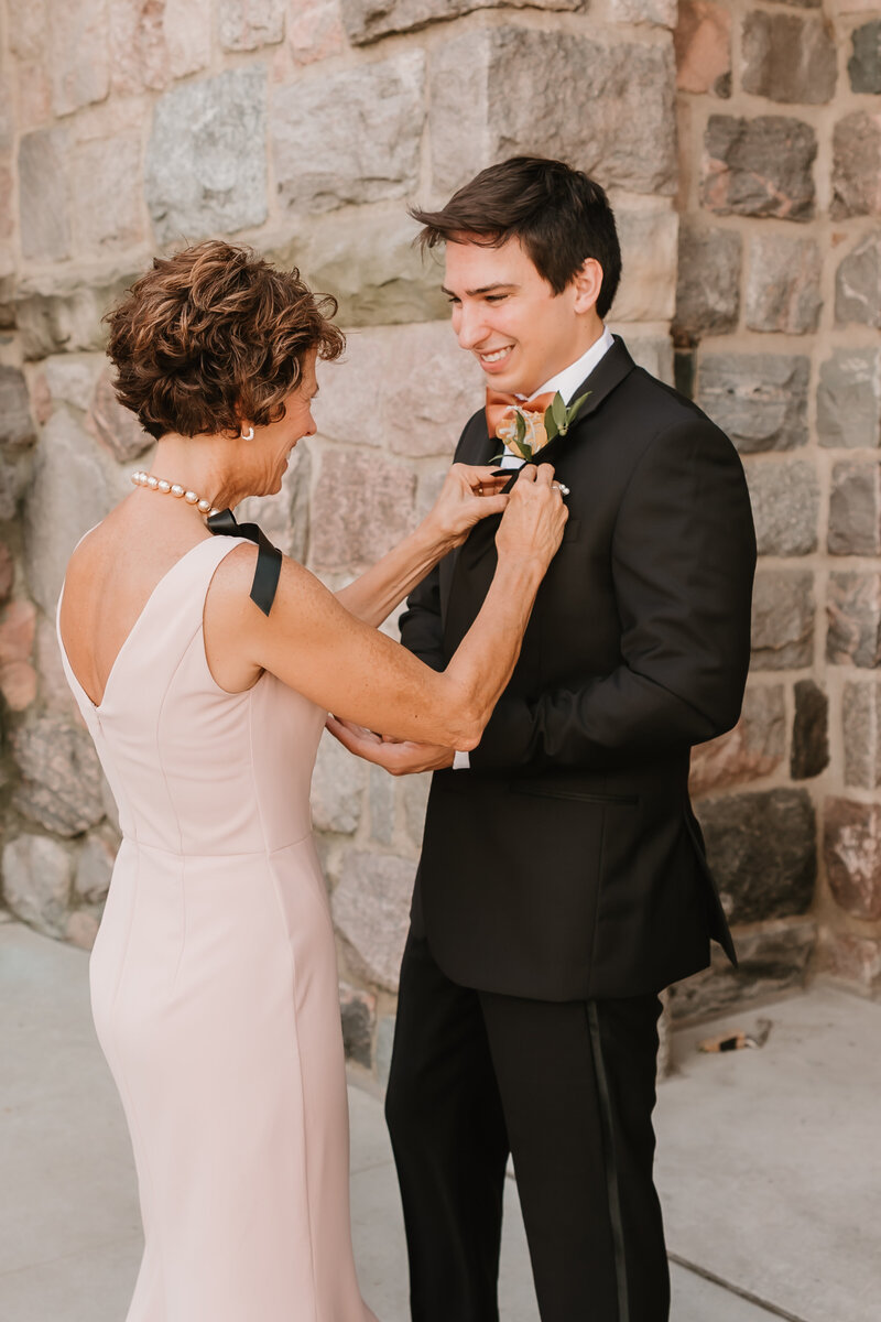 16-Katie & Phillip - Detroit Wedding Photographer - Mariah Kasten Photo