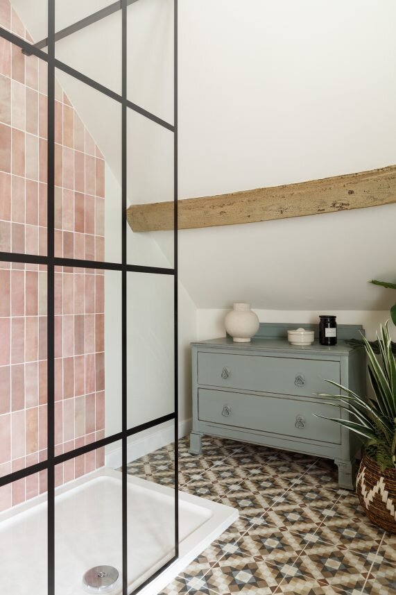 Meal-Barn-Ensuite-Bathroom-Shower-571x857